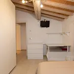 Il Sogno Del Pittore By Interhome Guardistallo