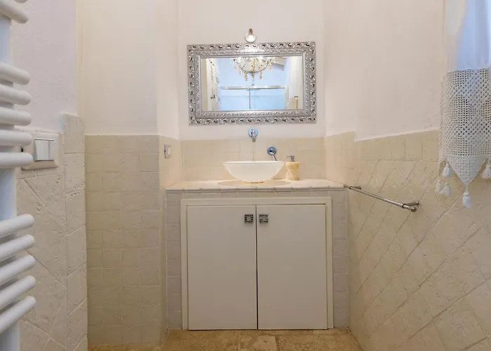 Holiday home Il Sogno Del Pittore By Interhome